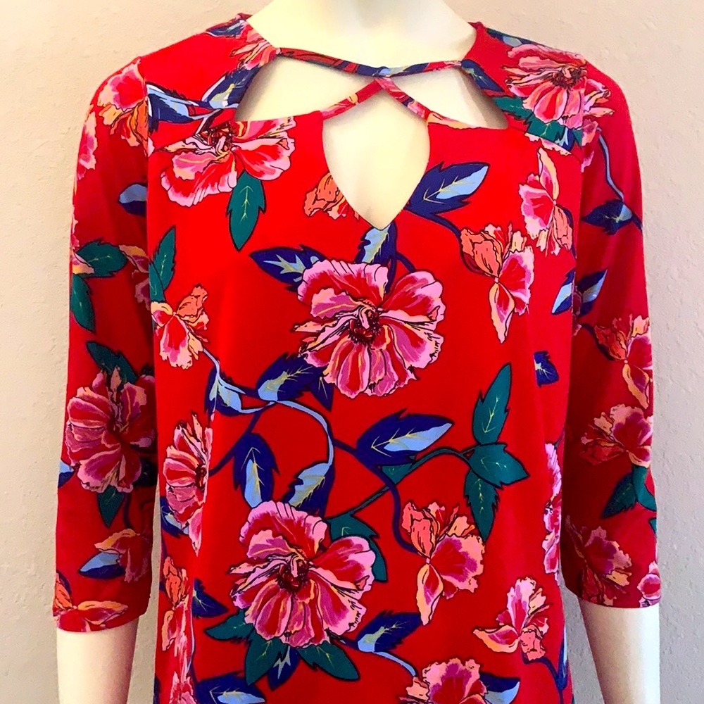 Allison Taylor floral tunic